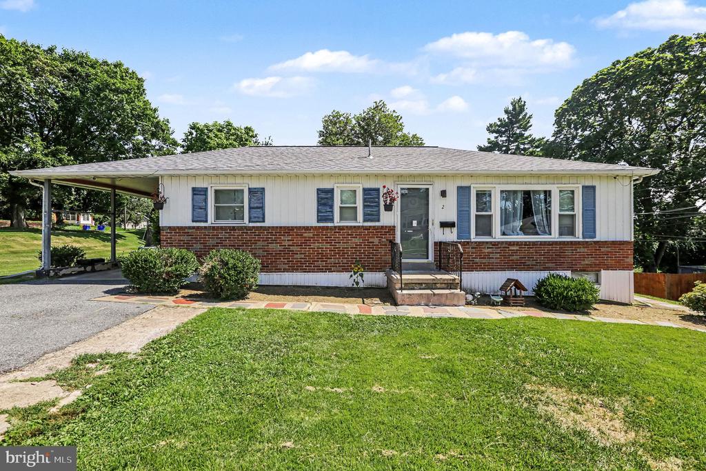 2 HUNTER LANE