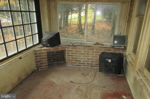 1270 Peters Mountain Rd