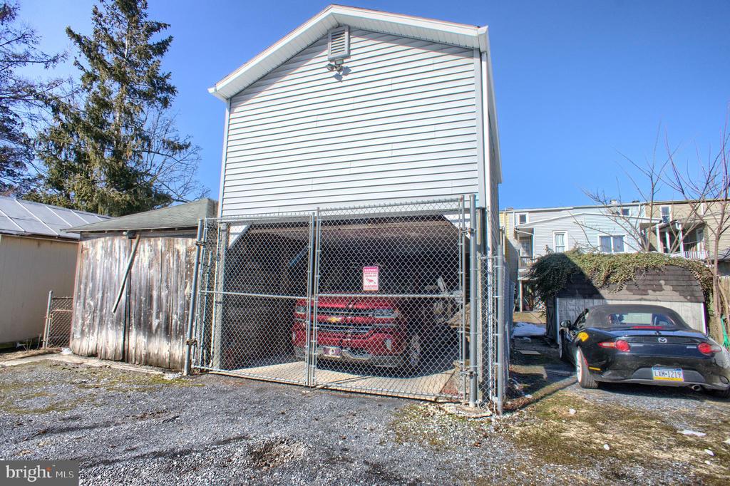 147 Lucknow Rd