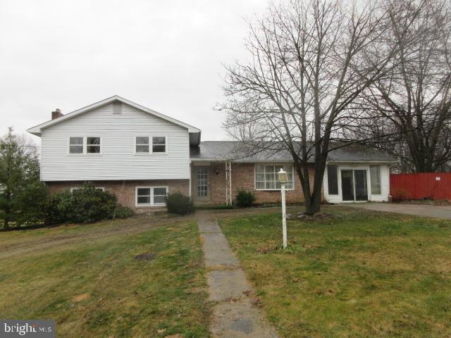 7566 Morningstar Ave