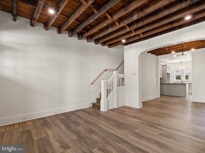 2151 Penn St