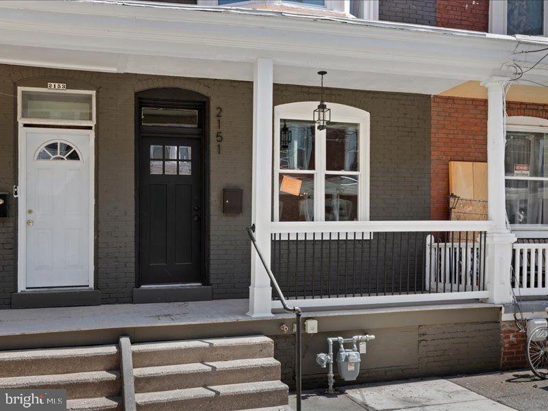 2151 Penn St