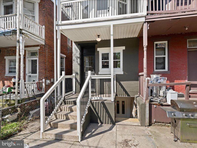 2151 Penn St