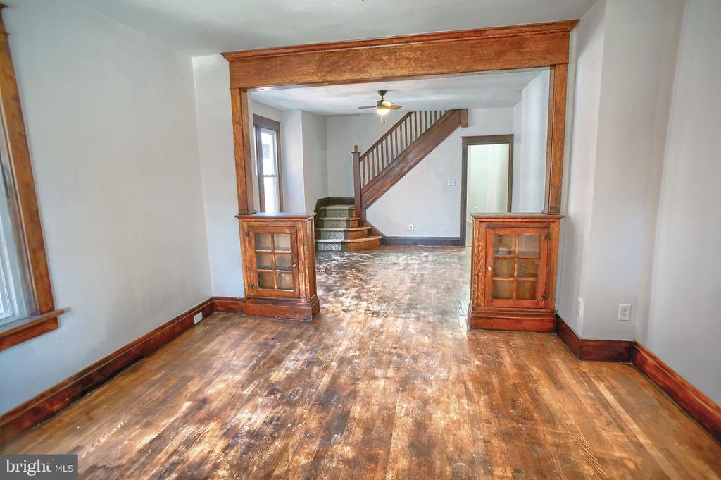 1932 Manada St