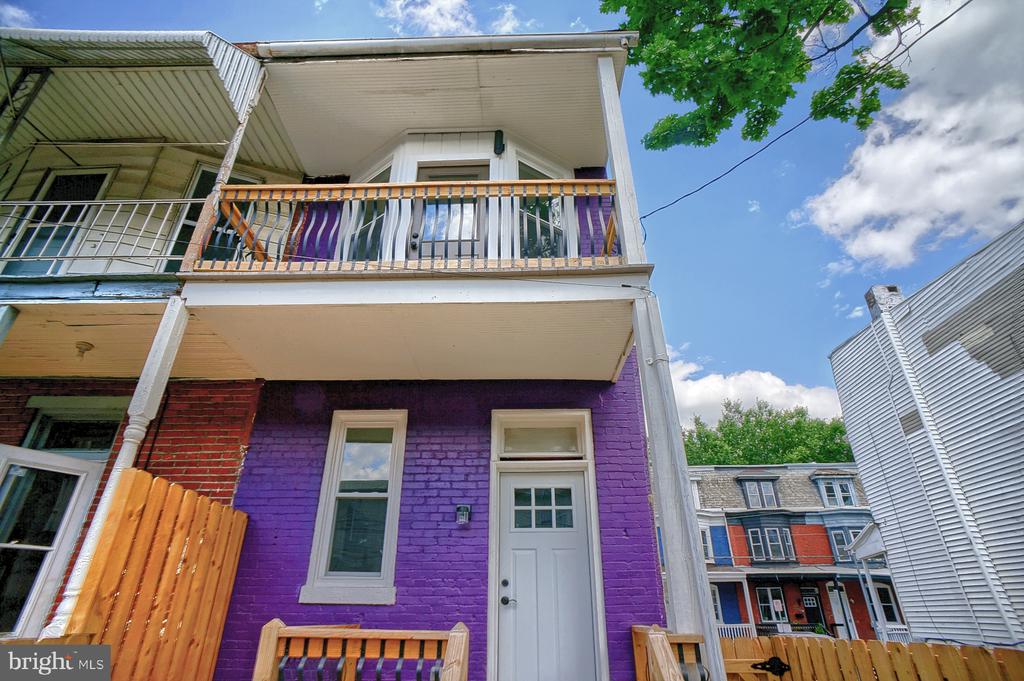 2138 Penn St