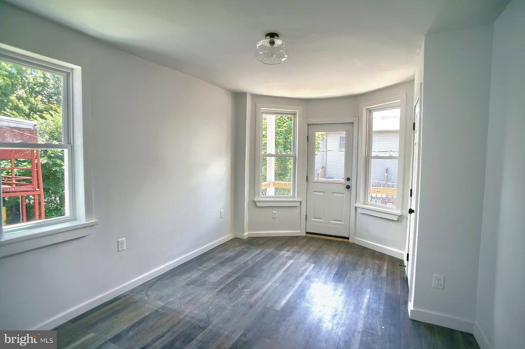 2138 Penn St