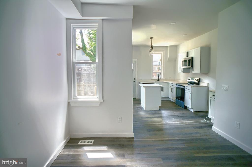 2138 Penn St