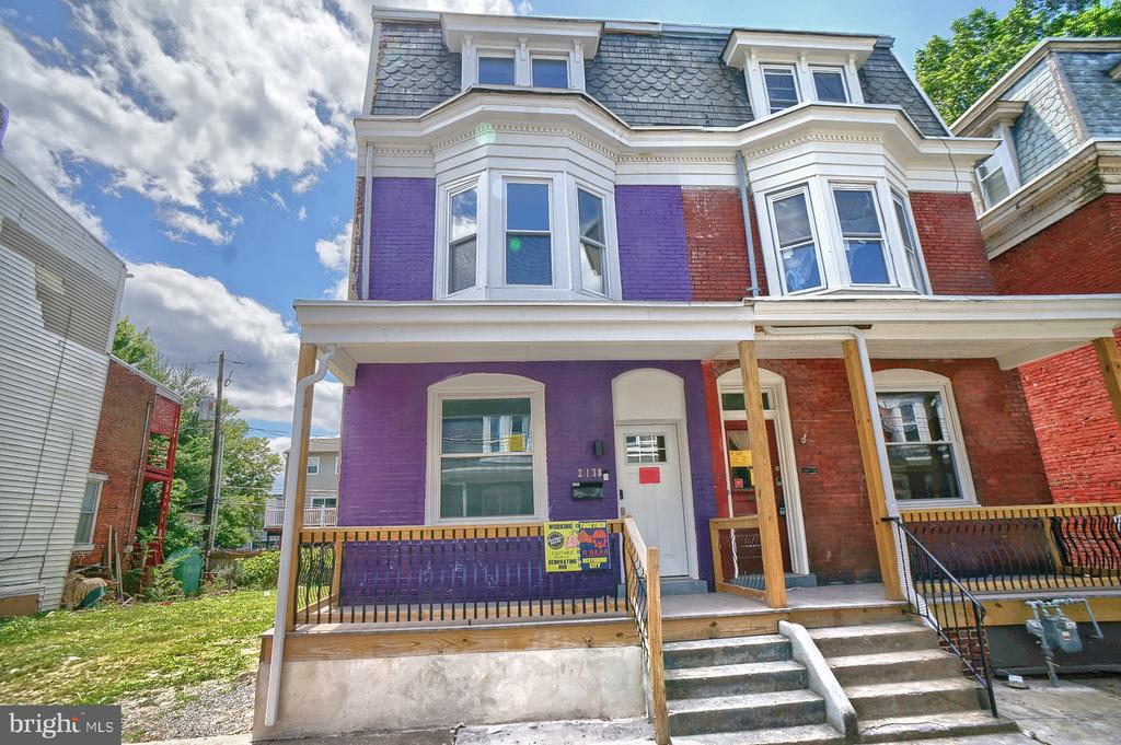 2138 Penn St