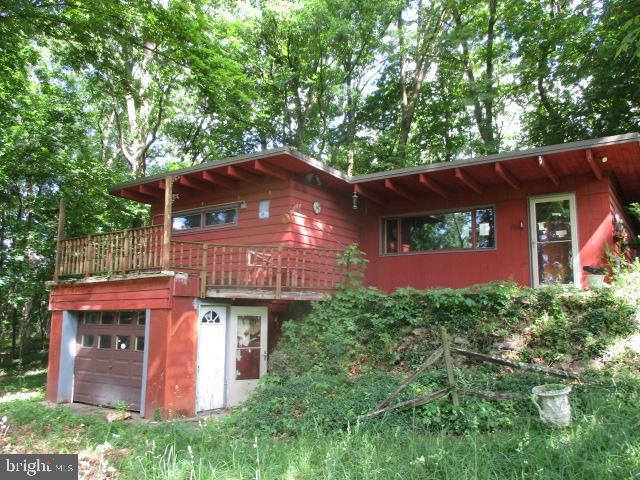 1196 Colonial Rd