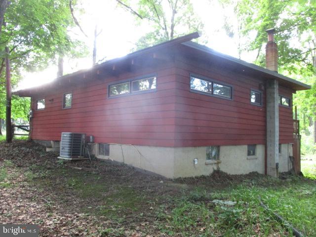 1196 Colonial Rd