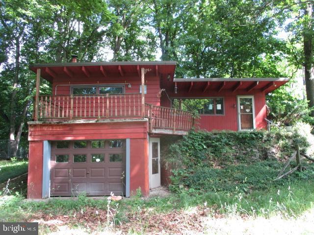 1196 Colonial Rd