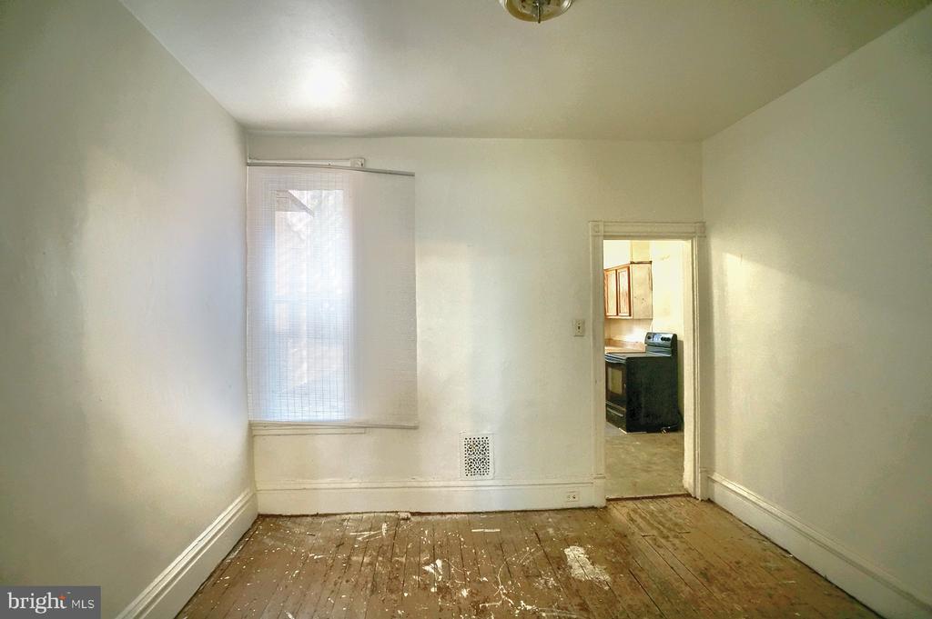 2153 Penn St