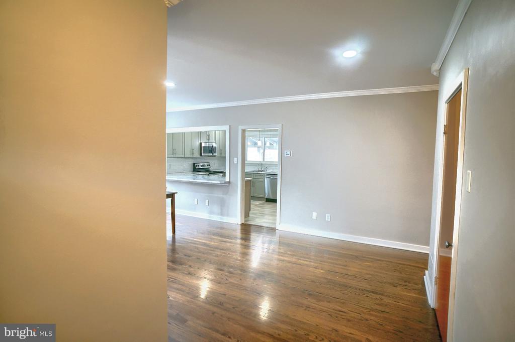 3614 Colonial Rd