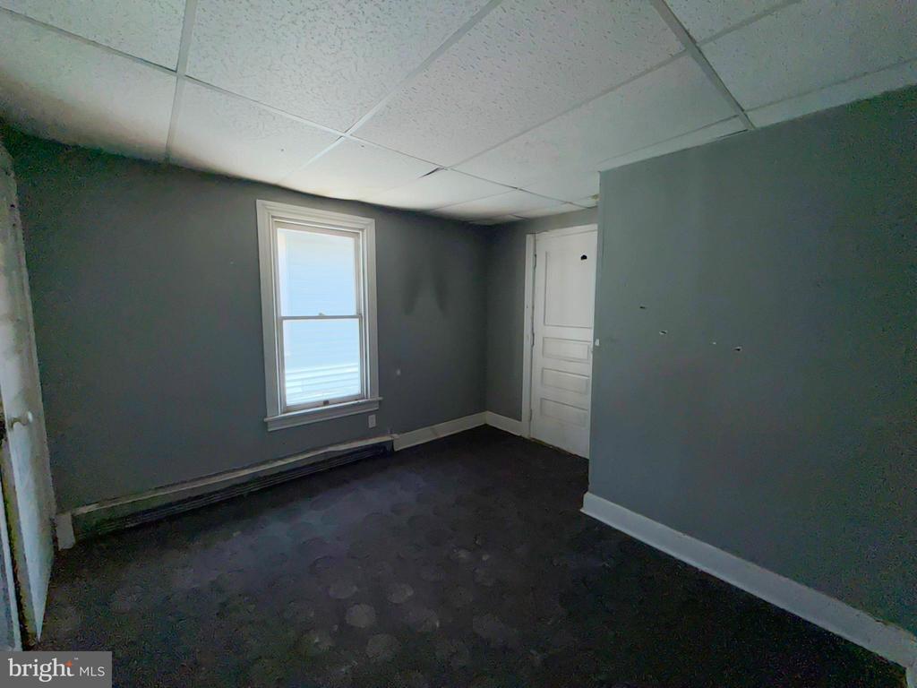 698 Center St