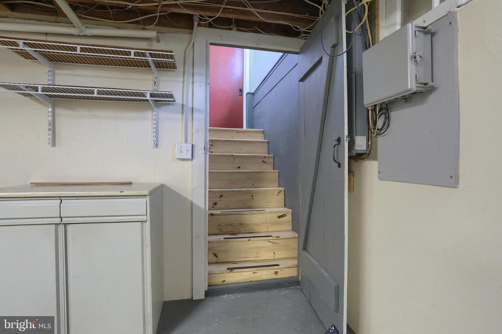 1311 Harding Ave
