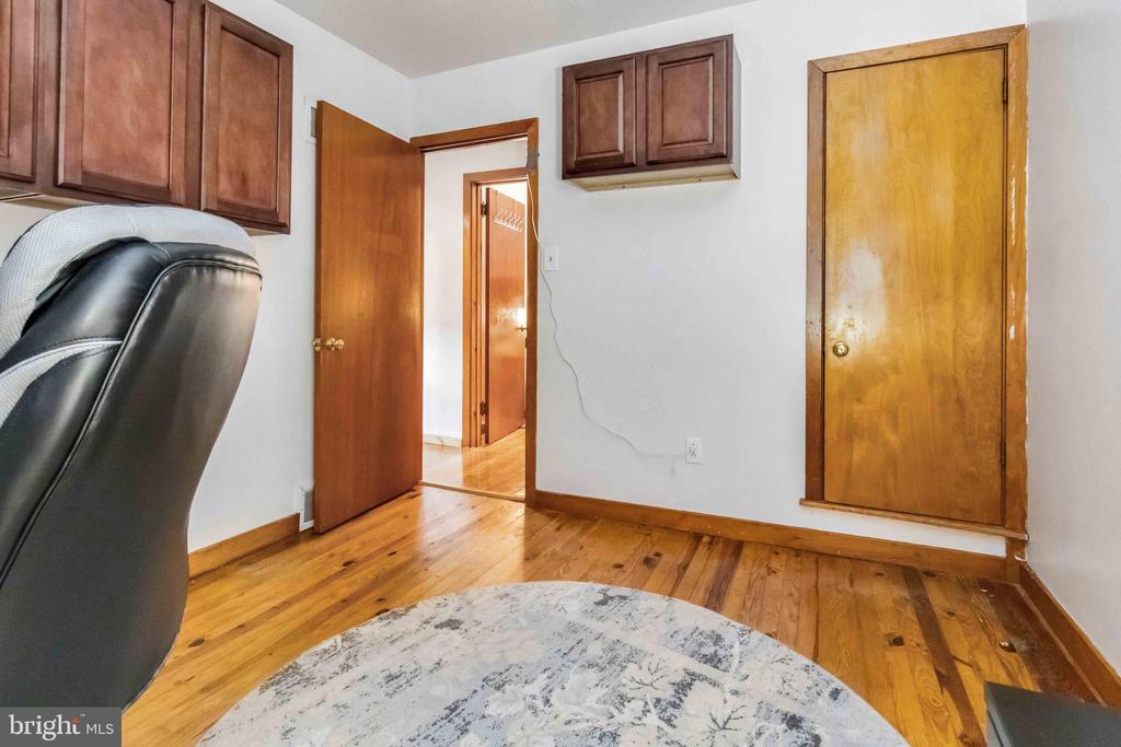 1010 Fishing Creek Valley Rd