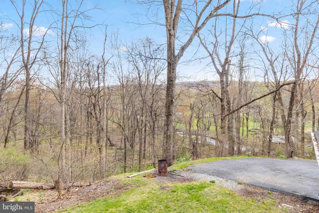 1010 Fishing Creek Valley Rd