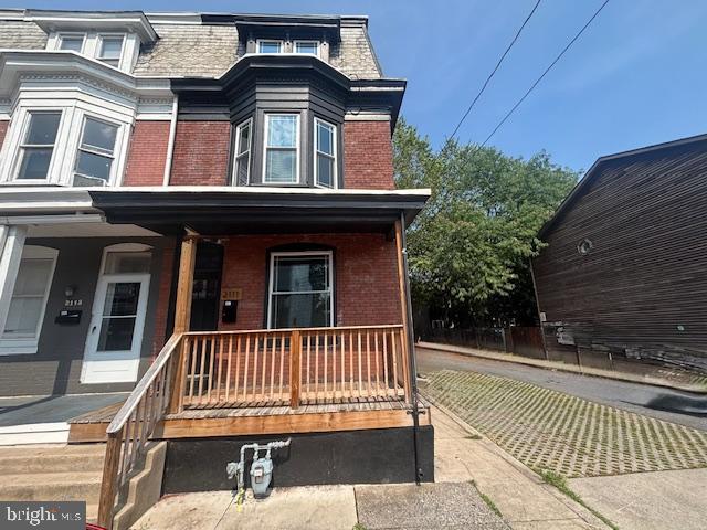 2111 Penn St