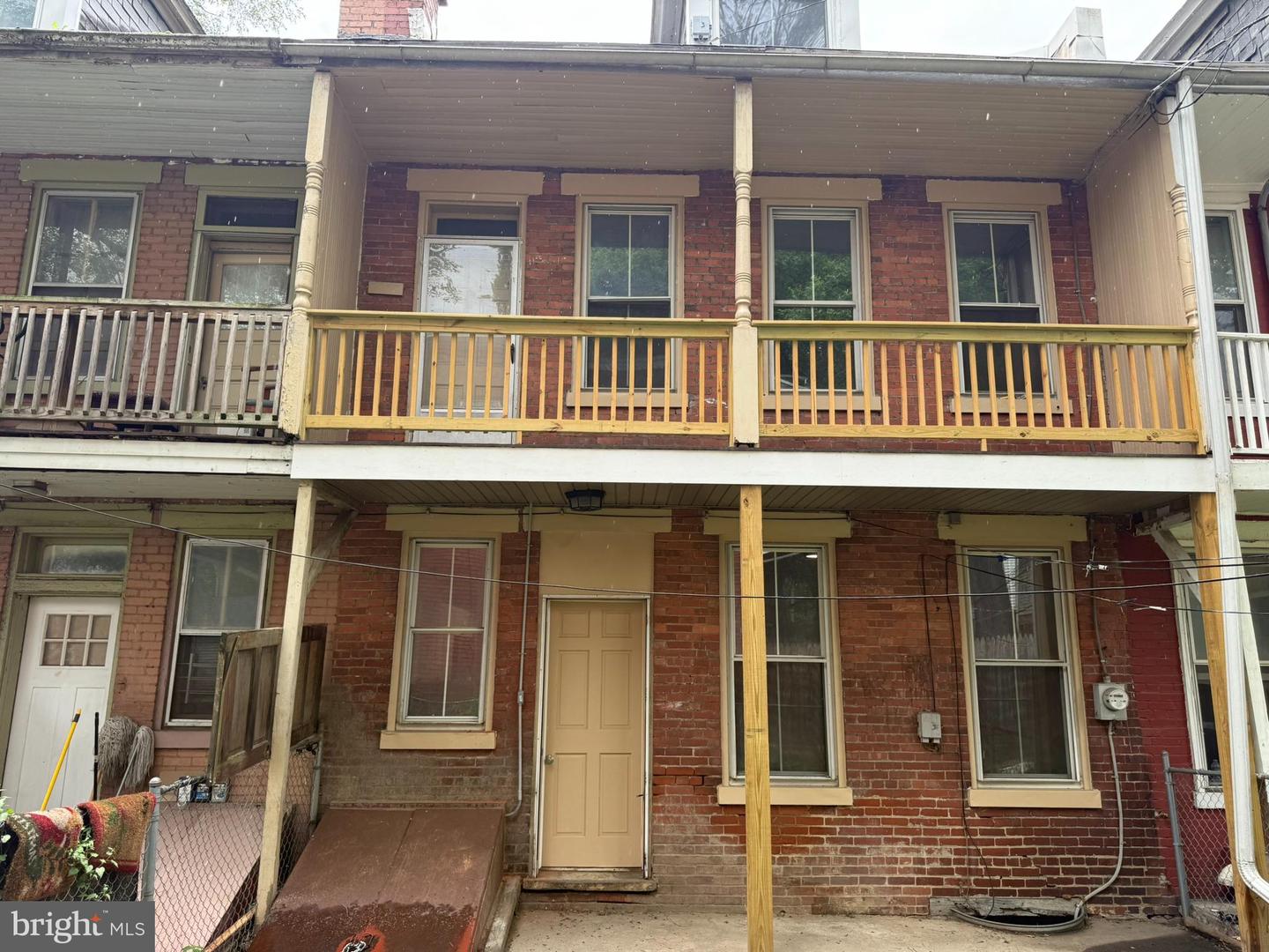 111 N 17th St