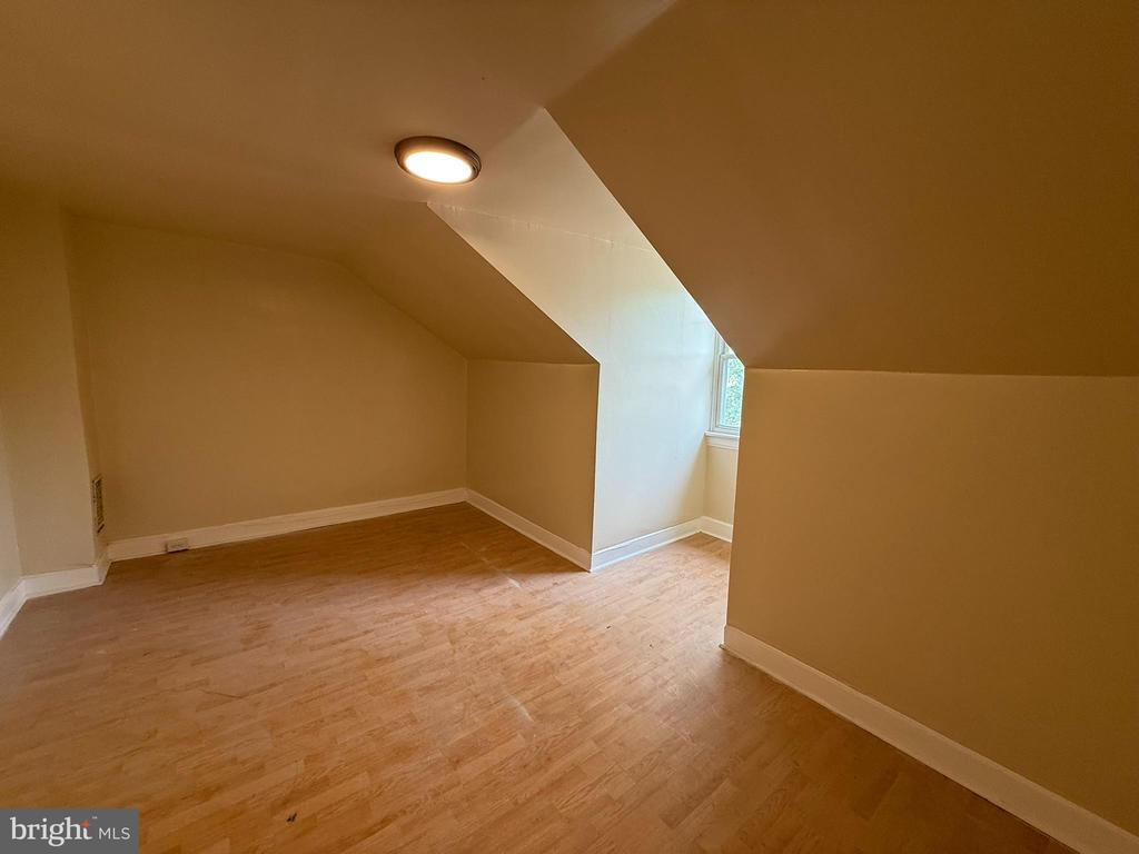 111 N 17th St