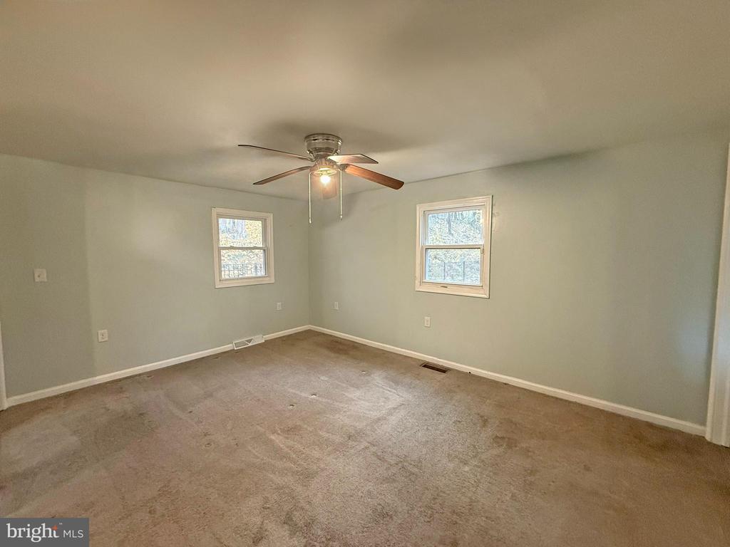 1316 EDGEMONT ROAD