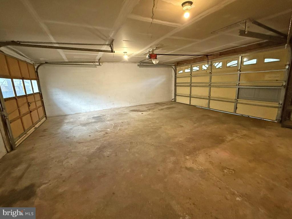 1316 EDGEMONT ROAD