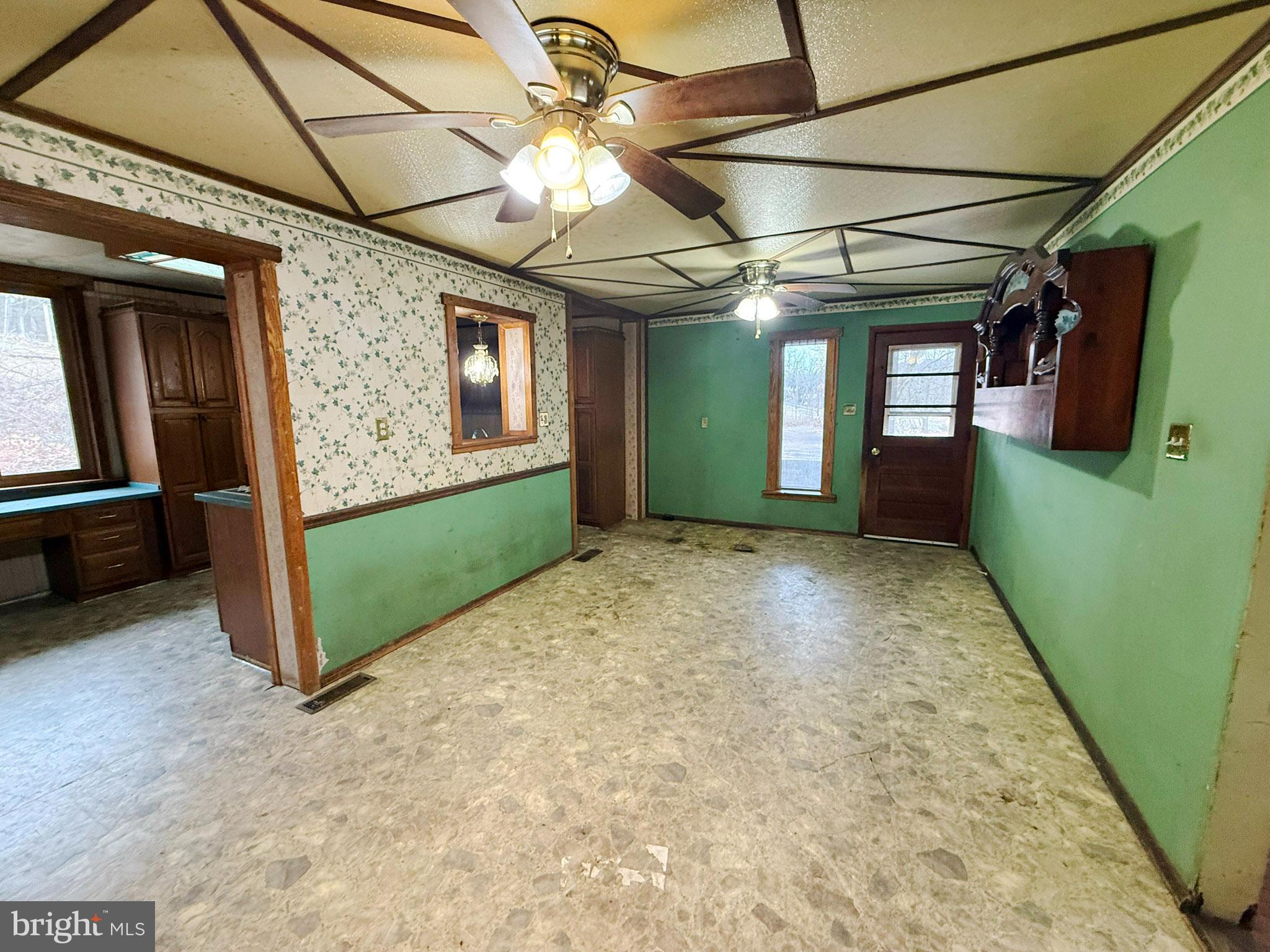 1500 POTTSVILLE STREET