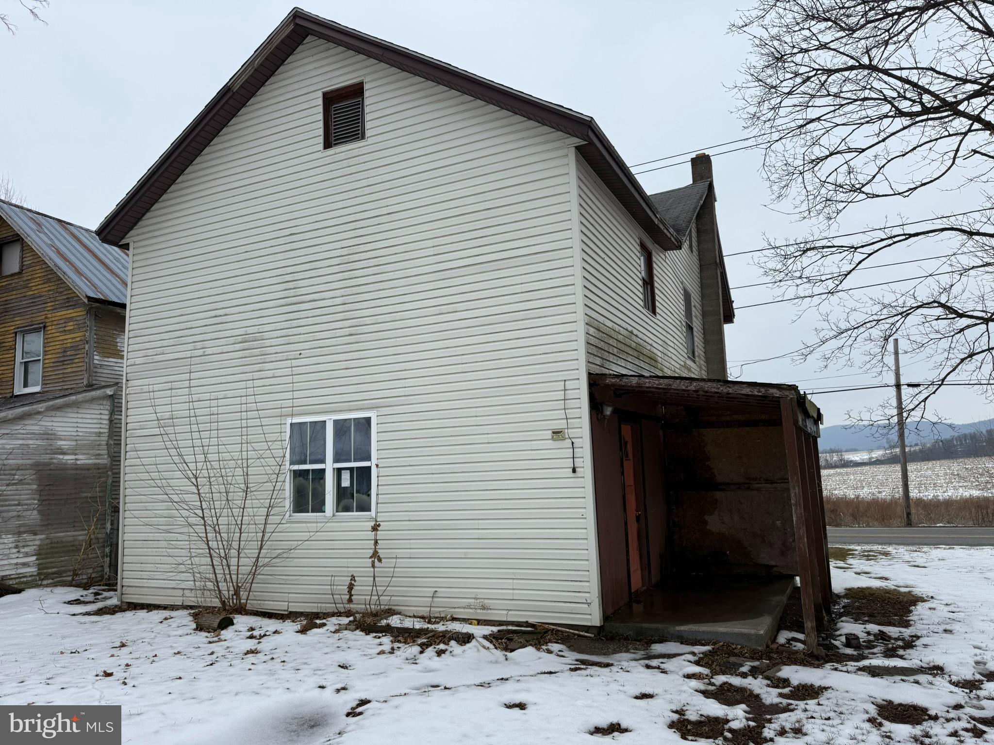 1819 ARMSTRONG VALLEY ROAD