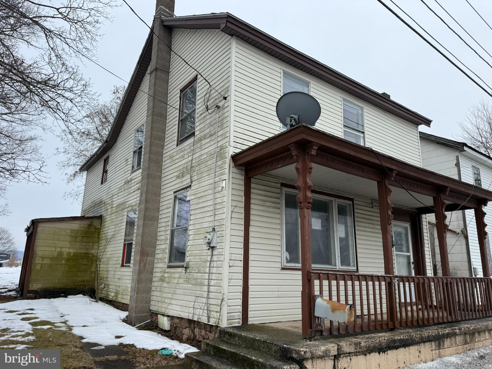 1819 ARMSTRONG VALLEY ROAD