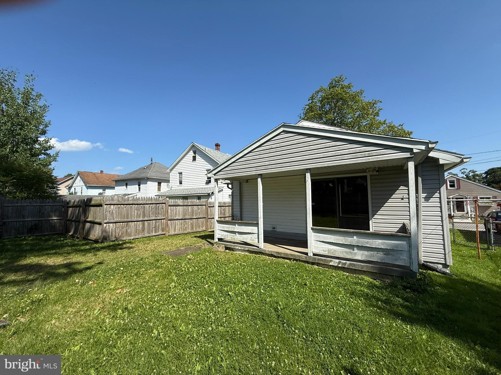 134 Oilwell St W