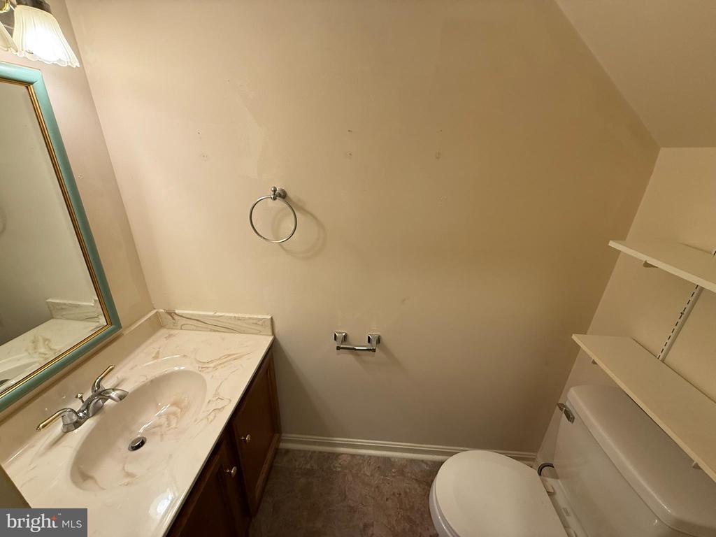 1503 CAMBRIDGE COURT