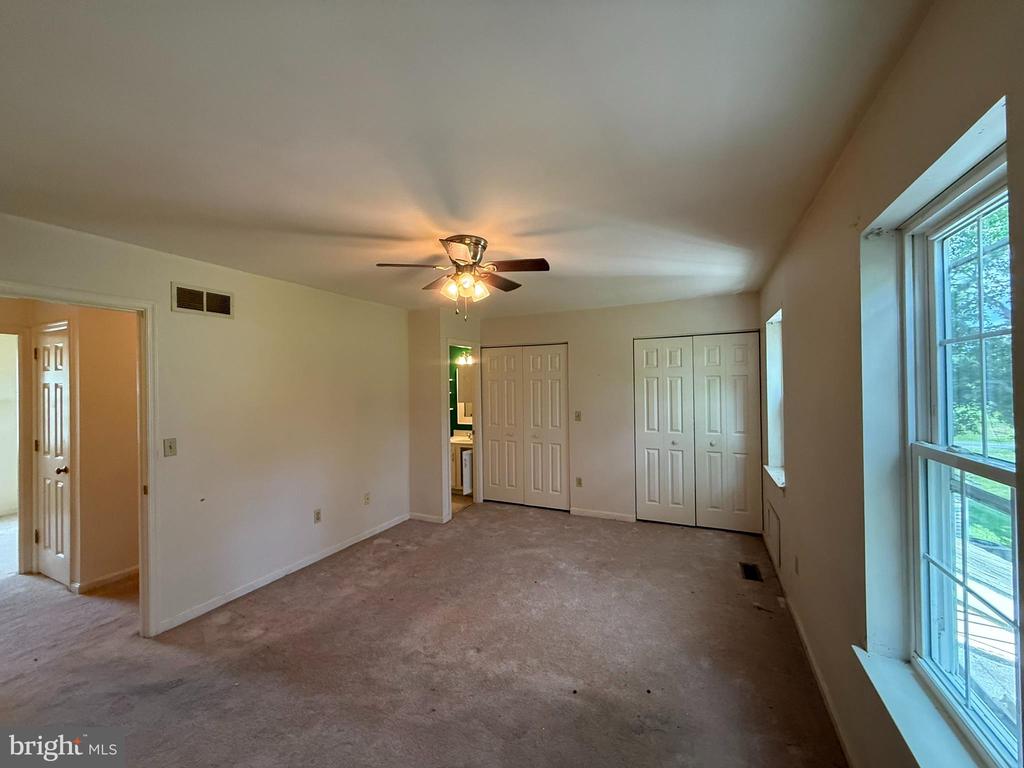 1503 CAMBRIDGE COURT