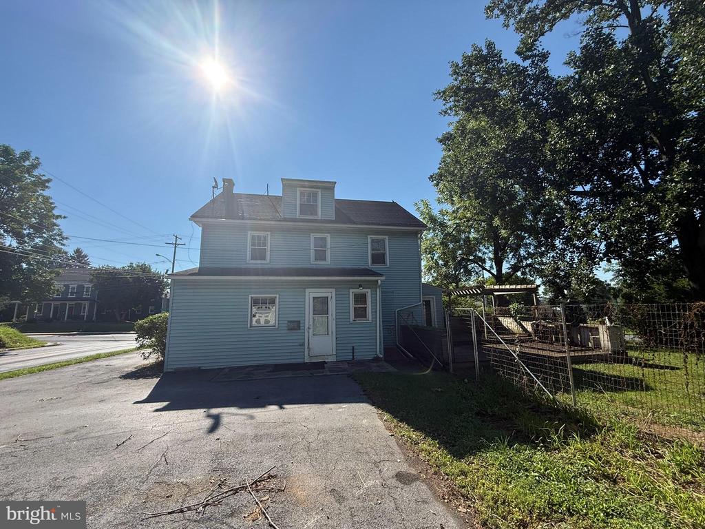 1295 COLEBROOK ROAD