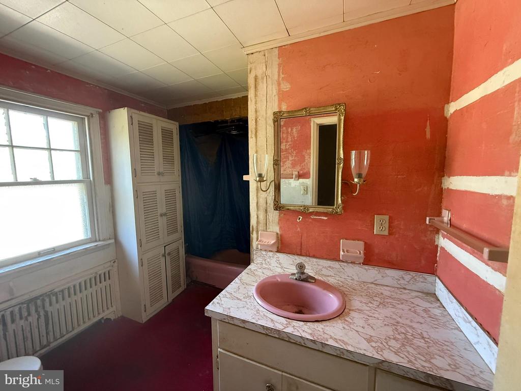 1295 COLEBROOK ROAD
