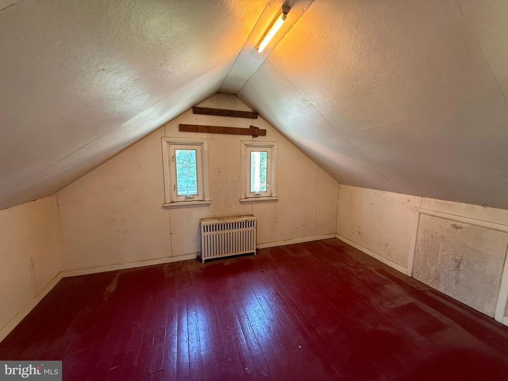 1295 COLEBROOK ROAD