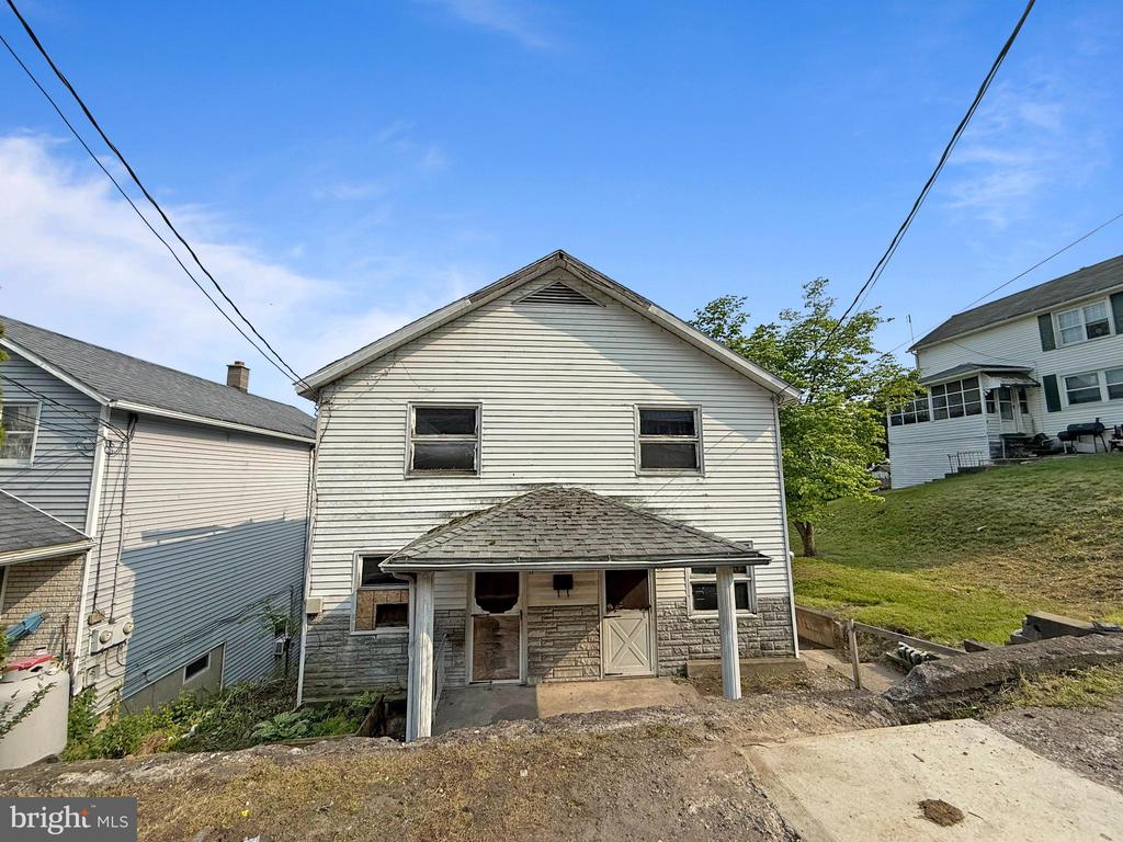 71 W Enterprise St