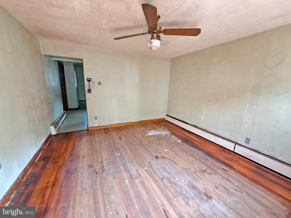 71 W Enterprise St