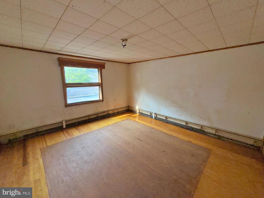 71 W Enterprise St