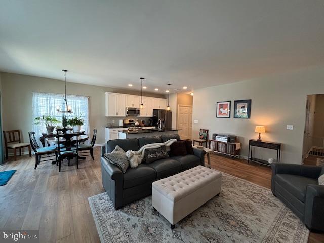 718 Quarry Rd