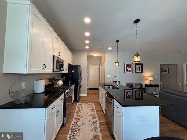 718 Quarry Rd
