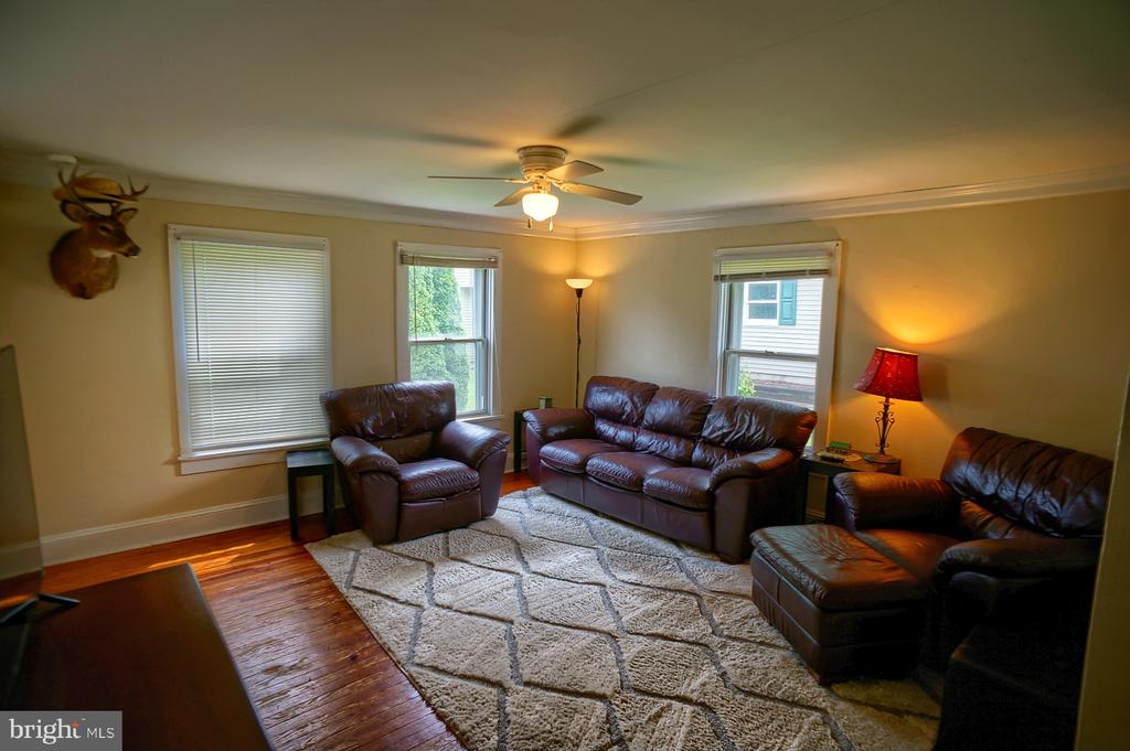 369 Union Ave