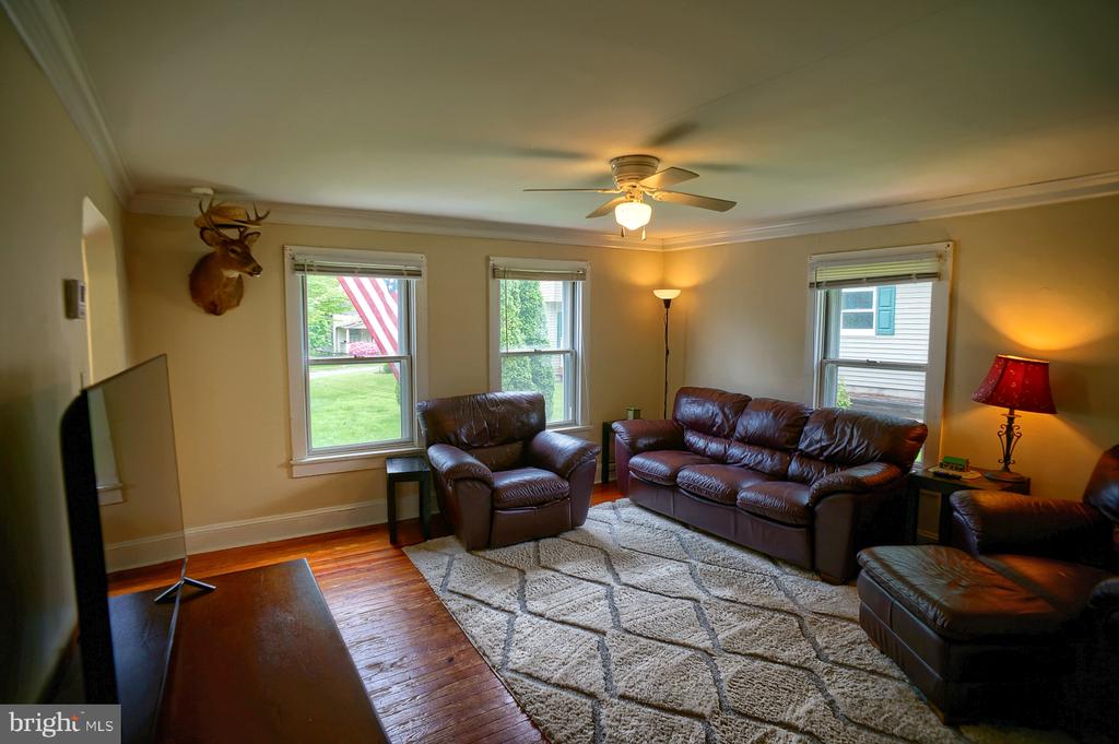 369 Union Ave