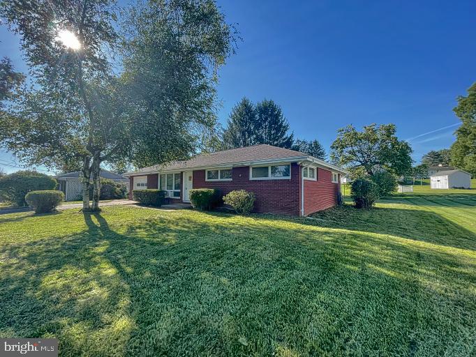 143 Church Ln