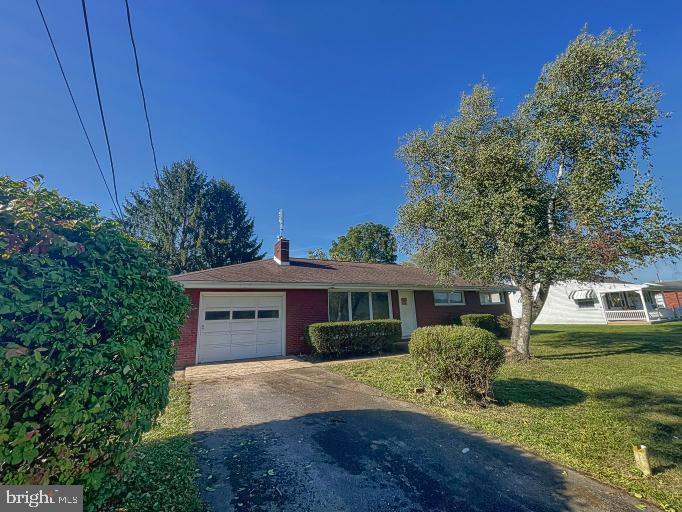 143 Church Ln