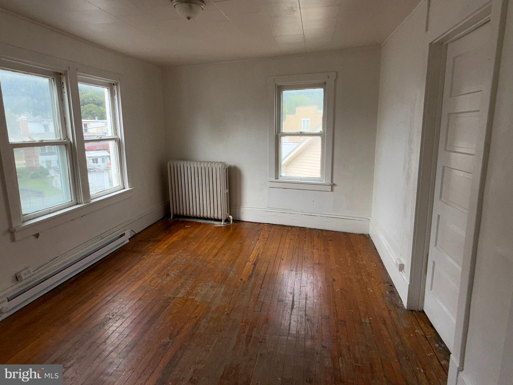 3 SHAW AVENUE