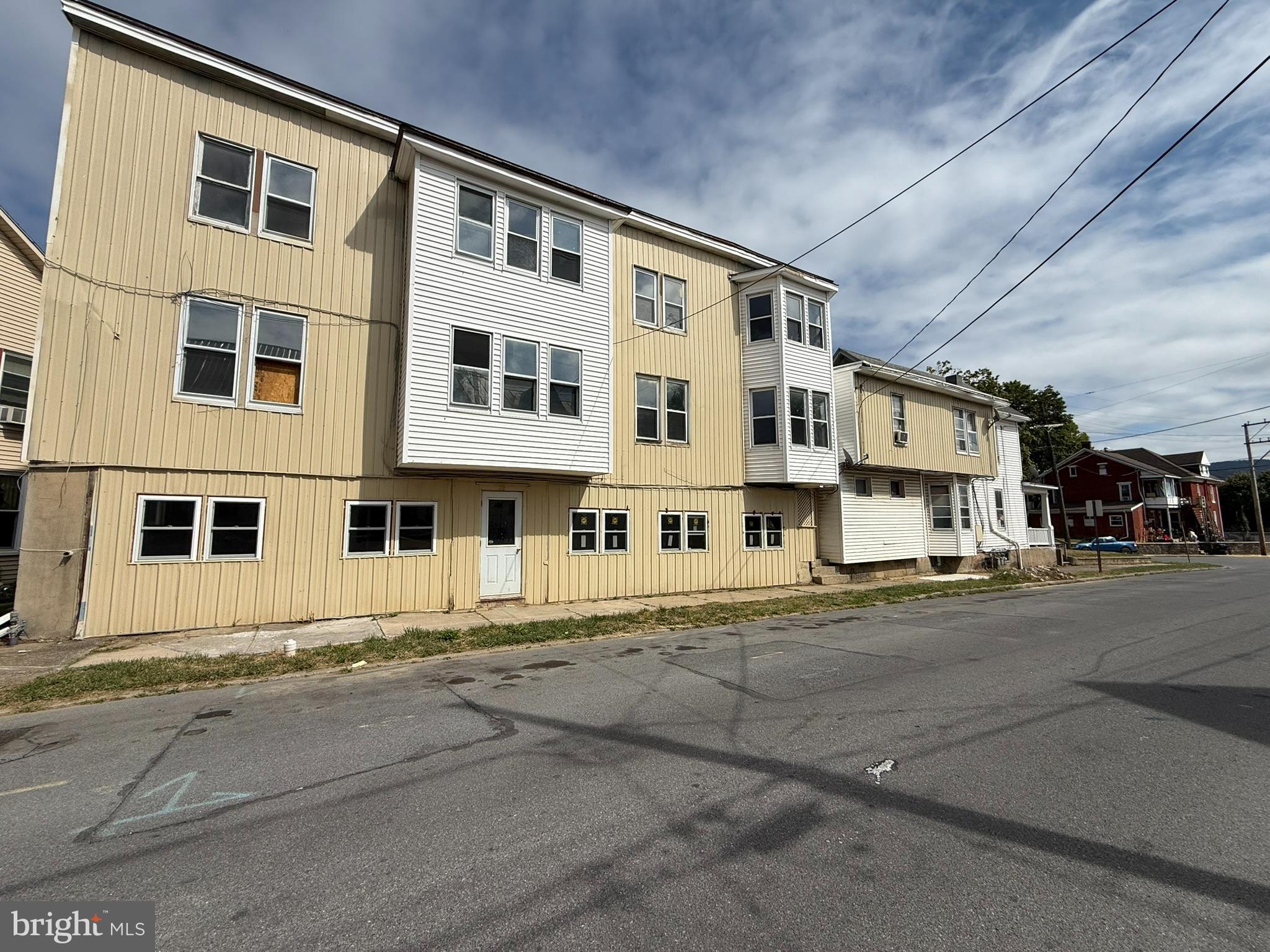 3 SHAW AVENUE
