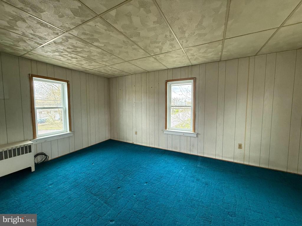 1235 Bloom Road