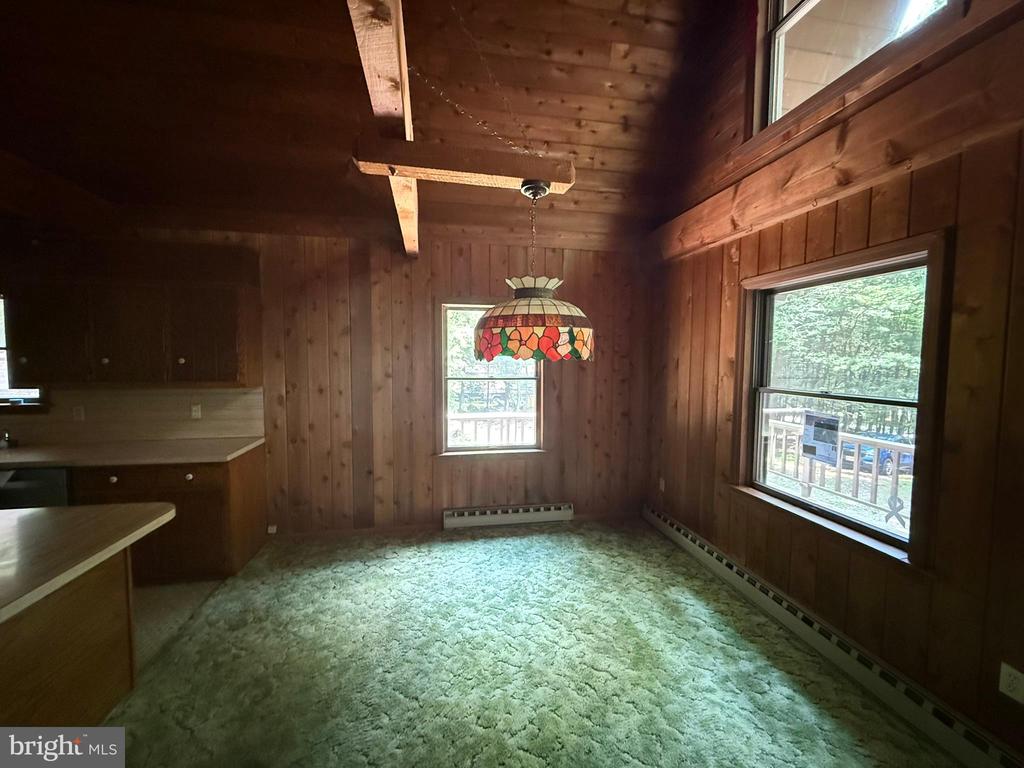 2542 SKYWAY DRIVE