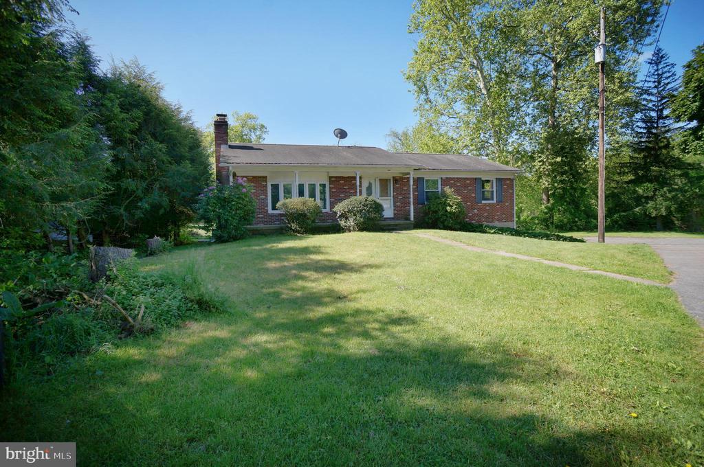 155 Sheffield Dr