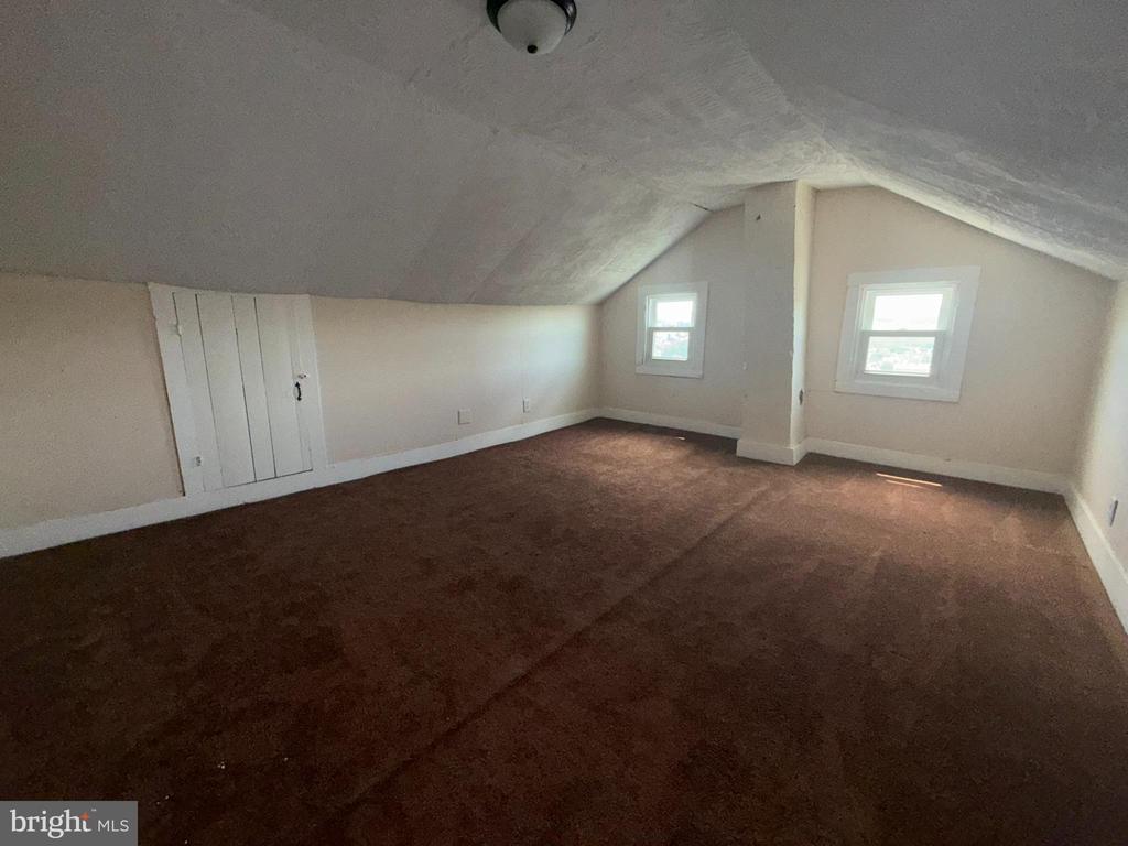 1108 N Shamokin St